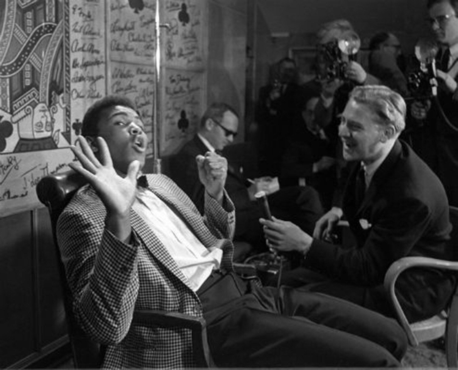 Resized Ali Picture 3
